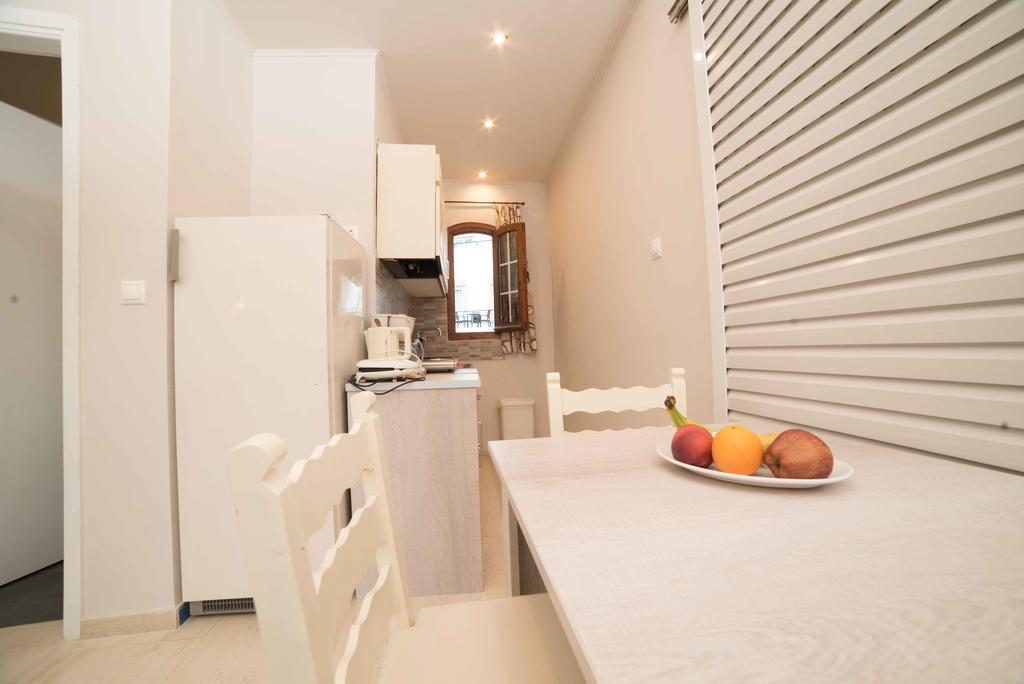Athena Apartments Agia Galini  Exterior photo