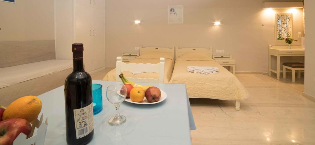 Athena Apartments Agia Galini  Exterior photo