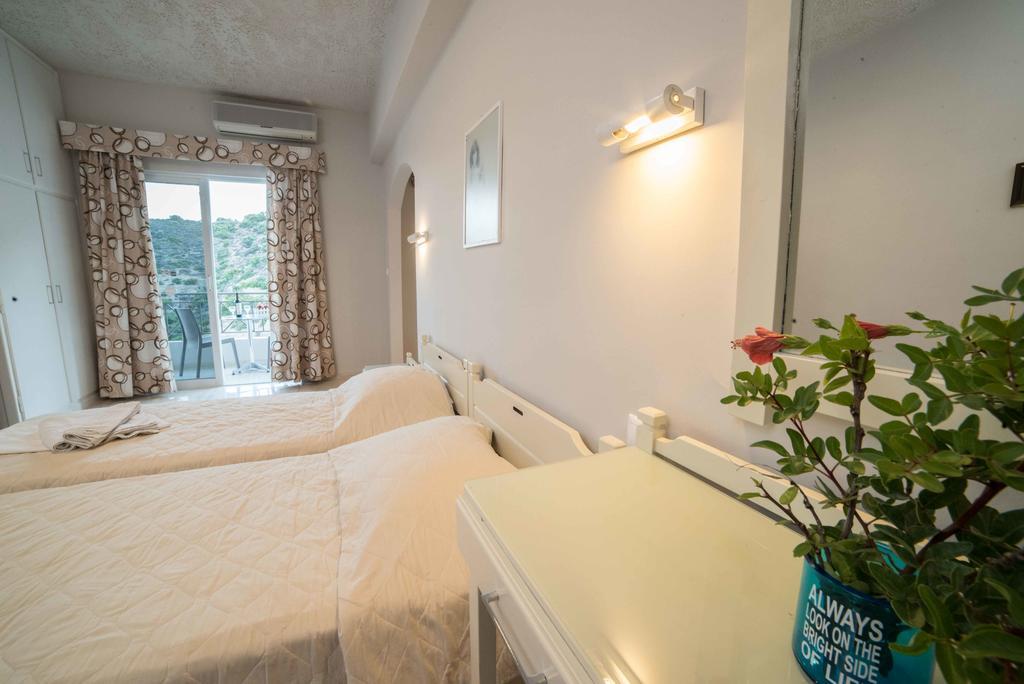Athena Apartments Agia Galini  Exterior photo